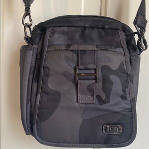 Lug Can Can. Camo print.